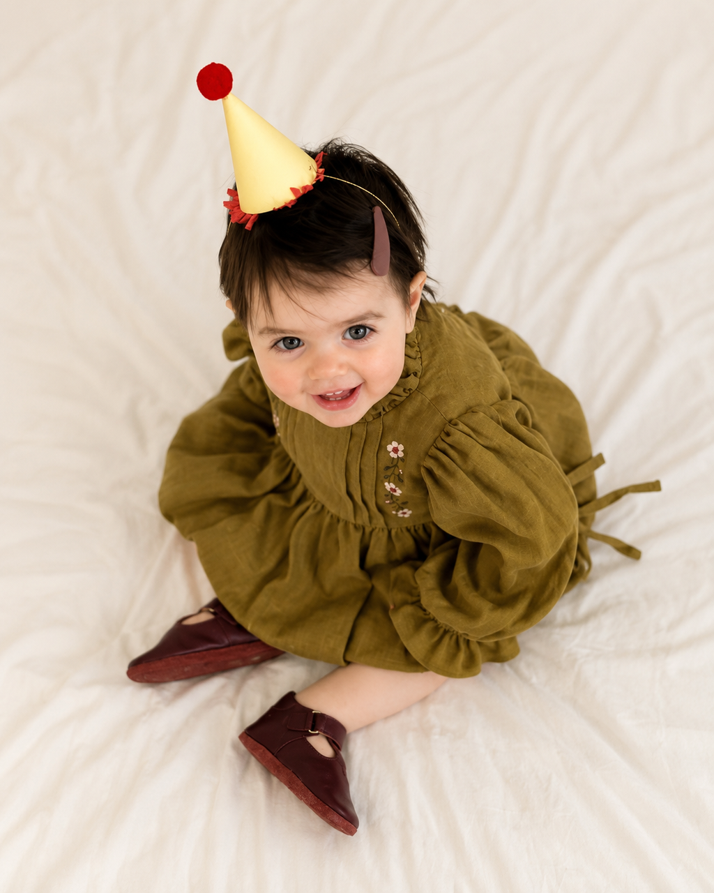 Florence Floral Embroidered Romper with Matching Bonnet in Olive (0–12 months)